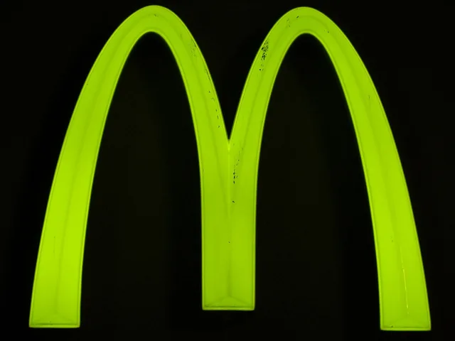 sign, advertising sign, neon sign, advertising, mcdonalds, neon green, green, neon, billboard, reklameschild, bright, logo, trademarks, lettering, m, letter, mcdonalds, mcdonalds, mcdonalds, mcdonalds, mcdonalds. A useful franchise advertising benchmark guide insists cohorts are truly comparable