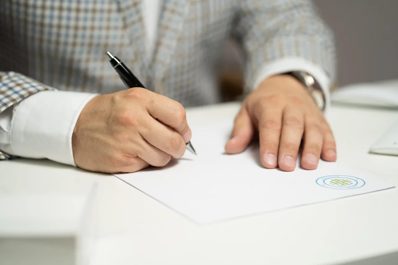 man, sign, paper, write, document, contract, signing, agreement, signature, signing document, signing contract, signing paper, sign, contract, contract, contract, contract, contract, signing, agreement, signature, signature. Franchise lead generation: stages, channels and measurement