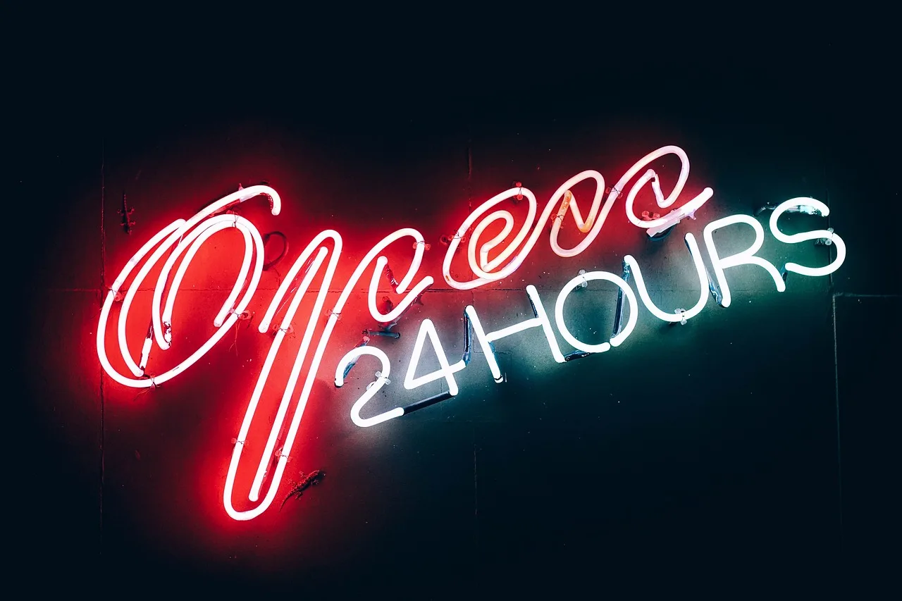 dark, night, signage, neon, lights, black night, black dark, black neon, signage, signage, signage, signage, signage, neon, neon, neon. Local franchise marketing examples: brand programs compared